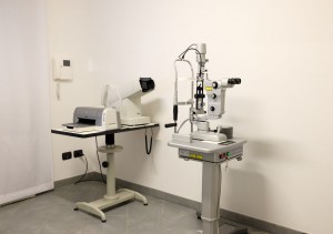 Attrezzature e strumenti diagnostici  per analii  della vista
